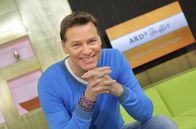 ARD-Buffet – SÜDWESTRUNDFUNK ARD-Buffet - leben & genießen - Holger Wienpahl as host.