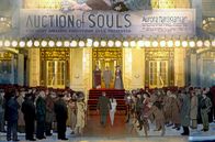 Aurora - Star wider Willen – 1919 feiert der Stummfilm „Auction of Souls“ Premiere in amerikanischen Kinos. Er erzählt die bewegende Geschichte der Flucht von Aurora Mardiganian vor dem Genozid in Armenien.
