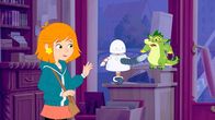 Hexe Lilli – Lilli und Hektor mit einem kleinen Roboter im Buchladen.