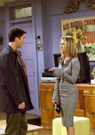 Friends – Ross Geller (David Schwimmer, l.); Rachel Green (Jennifer Aniston, r.)