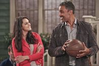 The McCarthys – Jackie McCarthy (Kelen Coleman, l.); Rick Fox (Rick Fox, r.)