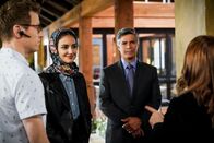 Navy CIS: L.A. – Fatima Namazi (Medalion Rahimi, l.); Louis Ochoa (Esai Morales, r.)