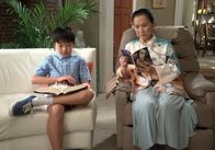 Fresh off the Boat – Evan Huang (Ian Chen, l.); Grandma Huang (Lucille Soong, r.)