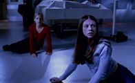 Buffy - Im Bann der Dämonen – Buffy (Sarah Michelle Gellar, l.); Dawn (Michelle Trachtenberg, r.)