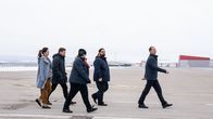Check Check – (v.l.n.r.) Sabine Grünberg (Doris Golpashin); Jan Rothe (Klaas Heufer-Umlauf); Ingrid Fink (Petra Kleinert); Ertu Karahanci (Kailas Mahadevan); Harald Armbruster (Jan Georg Schütte)