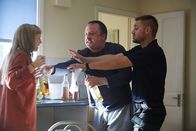 The Aliens – (v.l.n.r.) Holly (Holli Dempsey); Niall (Neil Fitzmaurice); Lewis (Michael Socha)