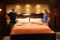 Last Man Standing – Mike (Tim Allen, l.) und Vanessa (Nancy Travis, r.) müssen sich eingestehen, dass ihre Kinder nach und nach flügge werden ...