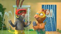 Pip und Posy – Pip und Posy spielen "Das Meer im Garten".