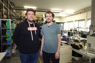 Einfach genial – Dr. Maximilian Fries (links) und Dimitri Benke aus Darmstadt. Sie haben magnetischen Kühlsystem für Kühlschränke erfunden.