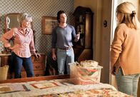 Young Sheldon – Annie Potts (Constance 'Meemaw' Tucker), Montana Jordan (George Cooper Jr.), Emily Osment (Mandy).