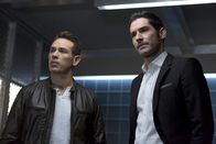 Lucifer – L-R: Detective Dan Espinoza (Kevin Alejandro) und Lucifer Morningstar (Tom Ellis)