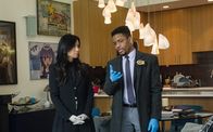 Elementary – Lucy Liu (l.); Jon Michael Hill (r.)