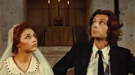 Sexual-Terror der entfesselten Vampire – L-R: Isa (Sandra Julien), Antoine (Jean-Marie Durand)