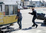 Navy CIS: L.A. – Chris O\'Donnell (Special Agent G. Callen) und LL COOL J (Special Agent Sam Hanna).