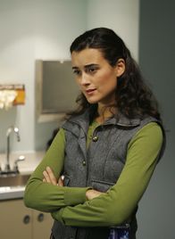Navy CIS – Ziva (Cote de Pablo) ist dabei, sich in den Todeskandidaten zu verlieben, will das jedoch zunächst nicht wahrhaben ...