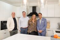 Unser Traumhaus: Umzug oder Umbau? – (v.l.n.r.) Neale Whitaker; Tim; Nat; Andrew WInter