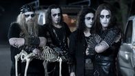 Happy Metal – L-R: JP (Grégory Gadebois), Pascal (Jonathan Cohen), Erik (Yacine Belhousse), Alex (Julien Doré)