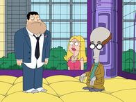 American Dad! – (v.l.n.r.) Stan Smith; Francine Smith; Roger