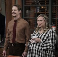 Last Man Standing – Kyle Anderson (Christoph Sanders, l.); Kristin Baxter (Amanda Fuller, r.)