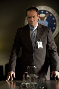 Stargate: Universe – Stargate: Universe (2010)