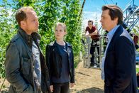 Die Toten vom Bodensee – v.li.: Micha Oberländer (Matthias Koeberlin), Hannah Zeiler (Nora Waldstätten), Thomas Egger (Stefan Pohl), Thomas Komlatschek (Hary Prinz).