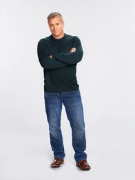 Man with a Plan – Adam Burns (Matt LeBlanc).