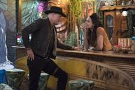 Zombieland: Doppelt hält besser – Tallahassee (Woody Harrelson, l.); Nevada (Rosario Dawson, r.)