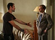 Malcolm mittendrin – (v.li.) Reid Collums (Bela), Christopher Kennedy Masterson (Francis).