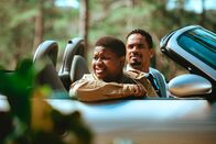 SuperCool – l-r: Gilbert (Miles J. Harvey), Jimmy (Damon Wayans Jr.)