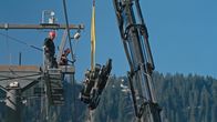 Mythos Kitzbühel - Die Hahnenkammbahn – Revisionsarbeiten an der Hahnenkammbahn.