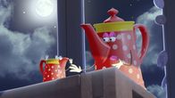 Unser Sandmännchen – Die dicke Kaffeekanne verbietet dem Milchkännchen mit dem Zuckerdöschen zu spielen! Und warum? Nur, weil das eine Pünktchen hat und das andere Streifen!