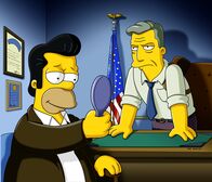 Die Simpsons – Ein FBI-Agent (r.) gibt Homer (l.) letzte Anweisungen für seinen bevorstehenden Einsatz als Undercoveragent.
