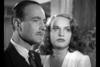 Der Rabe – Der Doktor Germain (Pierre Fresnay) mit seiner Nachbarin Denise Saillens (Ginette Leclerc), mit der er eine Affäre hat