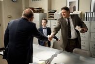 Young Sheldon – (v.l.n.r.) Malcolm Green (Rob Brownstein); Sheldon Cooper (Iain Armitage); George Cooper sen. (Lance Barber)