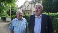 Geheime Fronten – Nigel Dunkley und Jean-Paul Staub vor der ehemaligen Villa Colonel, Sitz der französischen Militärmission in Potsdam.