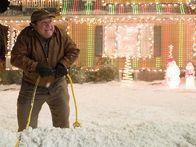 Blendende Weihnachten – Buddy Hall (Danny DeVito).