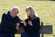 Sturm der Liebe – André (Joachim Lätsch, l.); Rosalie (Natalie Alison, r.)