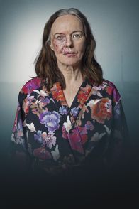 Unseen – Angèle Renard (Jacqueline Bollen) spielt ein doppeltes Spiel.
