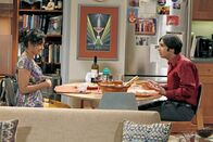 The Big Bang Theory – Chriselle Almeida (Lakshimi), Kunal Nayyar (Rajesh Koothrappali).