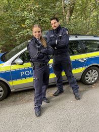 Auf Streife – Hannah (l.); Stefan (r.)