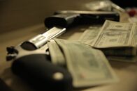 Drogen im Visier – Minnesota: Der mobile Heroindealer Ace zieht ständig zwischen Hotels um. (Bildnachweis: National Geographic Channels/Laura Balfour)