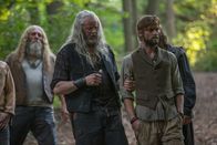 Outsiders – L-R: David Morse als Big Foster Farrell, Joe Anderson als Asa Farrell