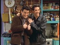 Friends – Beim Casting eine Runde weiter: Ross (David Schwimmer, r.) und Joey (Matt LeBlanc, l.) ...