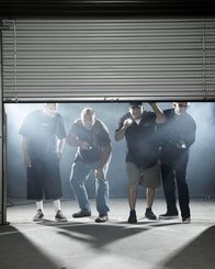 Storage Wars - Die Geschäftemacher – v.l.n.r.) Jarrod Schulz; Darrell Sheets; Dave Hester; Barry Weiss