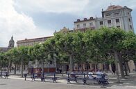 Stadt Land Kunst – Die in Paris aufgewachsene Autorin Maria Larrea kehrt immer wieder in ihre Geburtsstadt Bilbao im nordspanischen Baskenland zurück.