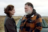 Nobody Has to Know – Nobody Has to Know Kann eine Liebe auf einer Lüge basieren?: Michelle Fairley als Millie MacPherson, Bouli Lanners als Philippe Haubin Copyright: SRF/Frenetic Films