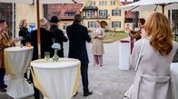 Sturm der Liebe – Ana (Soluna-Delta Kokol, M. mit Martin Walde, 2.v.r. und Daniela Kiefer, r.) ist enttäuscht, weil Philipp nicht bei der Eröffnungsfeier dabei ist. (v.l.n.r. Erich Altenkopf, Sepp Schauer, Dirk Galuba, Dieter Bach mit Komparsen); ARD STURM DER LIEBE FOLGE 4304 Uhr im ERSTEN. Ana (Soluna-Delta Kokol, M. mit Martin Walde, 2.v.r. und Daniela Kiefer, r.) ist enttäuscht, weil Philipp nicht bei der Eröffnungsfeier dabei ist. (v.l.n.r. Erich Altenkopf, Sepp Schauer, Dirk Galuba, Dieter Bach mit Komparsen)