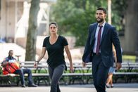 FBI: Special Crime Unit – (v.l.n.r.) Maggie Bell (Missy Peregrym); Omar Adom Zidan (Zeeko Zaki)