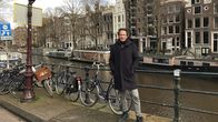 Die Tricks... – Moderator Jo Hiller unterwegs zum Interview mit Fairphone in Amsterdam.