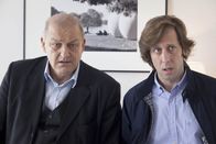 Wilsberg – L-R: Georg Wilsberg (Leonard Lansink), Ekkehardt Talkötter (Oliver Korittke)